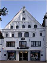 Kaufmannshaus Grostrae 30 in Husum. Es wurde in der Novelle  Drben am Markt  von Theodor Storm beschrieben. 09.08.2010