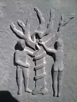 Eine Kirchent�r in Bochum-Ehrenfeld am 22. September 2010.