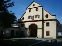 Zwiefalten in Oberschwaben,  das Peterstor, 1681 von Michael Thumb erbaut, diente zur Absicherung des Benediktinerklosters, Sept.2010  