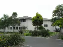 Das Gerichts- und Gefaengnisgebaeude an der Caledon Street. Somerset West, 27.11.2010
