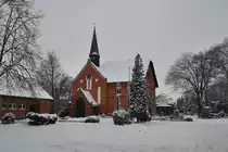 St.-Bernward Kirche am 20.12.2010, in Lehrte.
