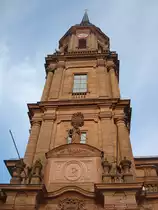 Schuttern in der Ortenau, der Turm der ehemaligen Klosterkirche ist nach dem Freiburger Münster der zweithöchste in Baden, 1722 mit französischen Stileinflüssen von Peter Thumb erbaut, Sept.2010