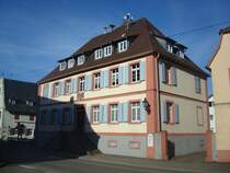 Schuttern in der Ortenau, das barocke Amtshaus der ehemaligen Abtei gehrt zu den wenigen Resten einer einstmals mchtigen und sehr alten Klosteranlage, Sept.2010  