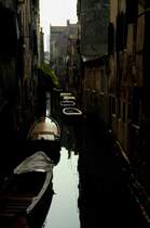 Ein kleiner Seitenkanal in Venedig im Oktober 1989