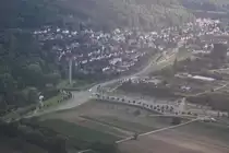 Die gro�e Kreuzung, die zu den D�rfern Hohenwettersbach, Wolfartsweier, Durlach und Karlsruhe Innenstadt f�hrt, von den Karlsruhern  Z�ndh�tle  genannt, aus der Luft (18.09.10) 