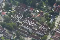 Die Stra�e  Am Wiesenacker  des Dorfes Gr�nwettersbach (liegt in der N�he von Karlsruhe) aus der Luft (05.09.10) 
