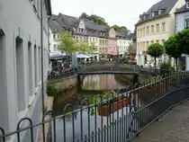 Saarburg, Partie am Leukbach in der Innenstadt, Mai 2005