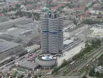Das Mnchener BMW Werk von Olympia Turm aus fotografiert am 10.08.06