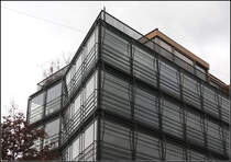 . Wohn- und Geschftshaus Herrenstrae in Mnchen. Dieser Knick in der Fassade findet sich im Werk von Herzog & de Meuron immer wieder. 06.11.2010 (Matthias)