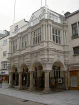 Exeter, City Hall (28.09.2009)