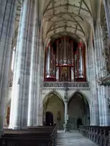Dinkelsb�hl, St.Georgsm�nster, die Orgel mit 3939 Pfeifen wurde von der �sterreichischen Firma Rieger 1997 installiert, Juni 2010