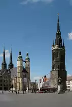 Halle an der Saale, Gro�stadt im Industriegebiet Mitteldeutschlands, die vier T�rme der Marktkirche und der Rote Turm sind das Wahrzeichen der Stadt, Mai 2006