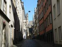 Auf dem Rothenberg in K�ln. Auch, wenn es keine klassische Altstadt gibt, so machen solche Gassen doch einiges am Flair der St�dte aus. 11.3.2007