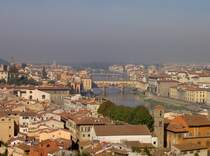 Florenz, Blick auf die Altstadt mit Ponte Vecchio (13.10.2006)