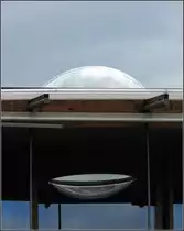 . Rehaklinik (REHAB) in Basel: Detailansicht einer der Glaskugeln �ber den Patientenzimmer. 29.08.2010 (Jonas)