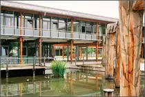 . Landratsamt Starnberg: Meiner Meinung nach bekam diese Bauwerk v�llig zu recht den Deutschen Architekurpreis, es passt wunderbar in die �rtliche Situation und auch die Architekursprache �berzeugt durch ihre Vielfalt und Leichtigkeit. ? (Matthias)