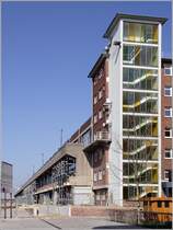 Schuppen 1 am Europahafen in der berseestadt Bremen wird derzeit fr neue Nutzungen umgebaut. 27.03.2011