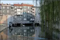 . R�ckseite der Bebauung der Inneren Br�cke in Esslingen (Vorhang offen). 11.04.2009 (Matthias)