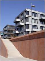 Portgebude aus der Perspektive der unteren Promenade am Europahafen in der berseestadt Bremen. 27.03.2011