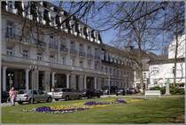 Blick von der Hauptallee in Bad Pyrmont zum Steigenberger Hotel. 02.04.2011