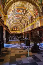 K�nigl. Kloster El Escorial, Historischer Bibliotheksaal mit 
40000 B�chern (21.05.2010)