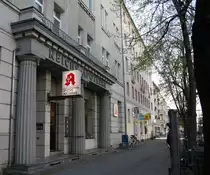 Die Reichsaptoke in der Sallstra�e am 12.04.2011.