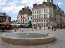 Sens, Platz der Republik (29.06.2008)