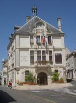 Montrichard, Rathaus (01.07.2008)