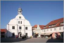 Das Rathaus in Wolgast ist eines der sehenswerten Gebude der Stadt. Aufnahmedatum: 29.08.2005