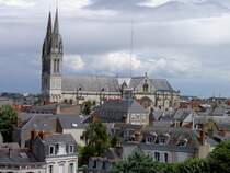 Angers, Altstadt mit Kathedrale St. Maurice (03.07.2008)
