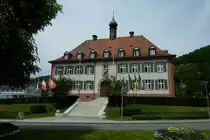 M�nstertal, im S�dschwarzwald, das repr�sentative Rathaus, erbaut 1925-26, Mai 2010