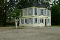 Offenburg, das Bilett'sche Schl��chen, ein zweigeschossiger klassizistischer Pavillon, erbaut vor 1800, benannt nach dem reichen Salzlieferanten Anton Billet, Mai 2011