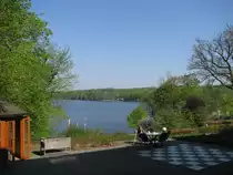 Malente [Ostholstein]; Blick von der Terrasse der Vitalkliniken, Klinik Bochenholm auf den Dieksee [25.04.2011]
