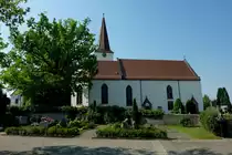 Wolfenweiler, bekannter Weinort im Markgrflerland, die evangeliche Kirche, April 2011