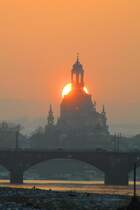 Abendstimmung am Johannstdter Elbufer.
(28.01.2011)