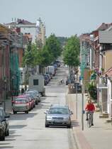 Grevesmhlen, ich blicke entlang der Wismarschen Strae in die Altstadt 22.05.2011