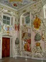 Stams, Stift, Bernhardi Saal, Kirchenfrstenportal, erbaut 1720 von Georg Anton Gumpp (14.06.2008)