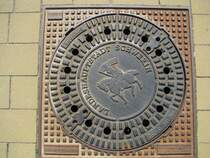Schwerin [MV]; Kanalabdeckung in der Graf-Schack-Alle, Schwerin 23.04.2011