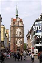 Das Krpeliner Tor in Rostock wurde um 1270 erbaut und ist heute 54 m hoch. 16.06.2011