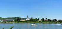 Unkel am Rhein mit Kirche - 27.06.2011