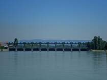 Augst bei Basel, das Rheinkraftwerk, Juli 2011