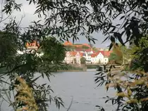 Schwerin [MV], Blick �ber den Burgsee zur Kulisse der Feldstadt, Schwerin 16.09.2009