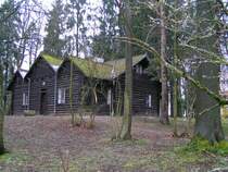 Das alte Blockhaus im  Volksgarten  aus dem Jahr 1874, mu� wogm�glich bald weichen!