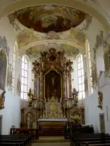 Mindelzell, Wallfahrtskirche Hl. Kreuz, Altar mit Gem�lde von Konrad Huber, 
Landkreis G�nzburg (29.08.2011)