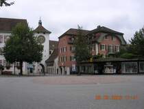 Obertor von der Vorstadt.Links des Gemeindehaus