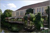 Ein Beispiel gelungener Gebudeumnutzung in Osnabrck. 1922 entstand das Pottgrabenbad (Hallenbad) direkt an der Hase. Ende der 1990er Jahre wurde es dann zum Alando Palais umgebaut und bietet anspruchsvolles Entertainment. 10.09.2011