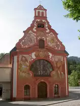 Fssen, Spitalkirche Hl. Geist mit Lftlmalerei, erbaut 1748 bis 1749 (11.07.2010)