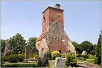 Der Ochsenturm in Imsum ist der �brig gebliebene Rest einer Kirche dreier Ortschaften. Heute geh�rt Imsum zur Stadt Langen. Vom Turm hat man einen guten Blick von Bremerhaven bis zur Weserm�ndung. 05.06.2011