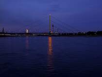 Oberkasseler-Brcke am Rhein bei Dsseldorf um 6Uhr Morgens;110906