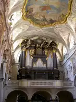 Regensburg, Orgel der St. Emmeran Klosterkirche, Stuck von E. Q. Asam (01.05.2007)